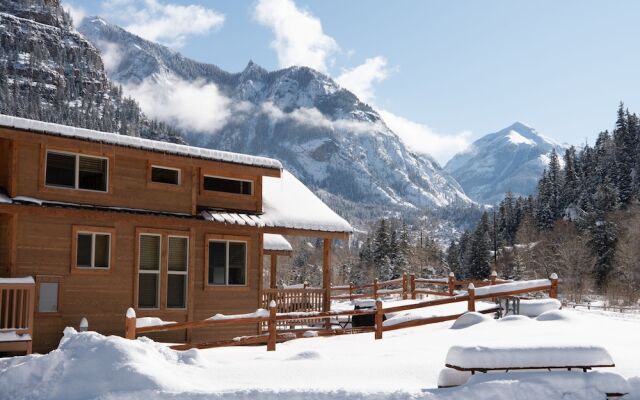 Ouray RV Park & Cabins