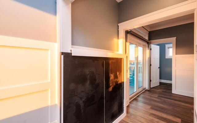 The Sandcastle by Oak Island Accommodations