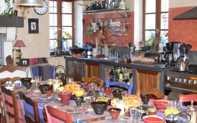 Maison dhôte la Tourette