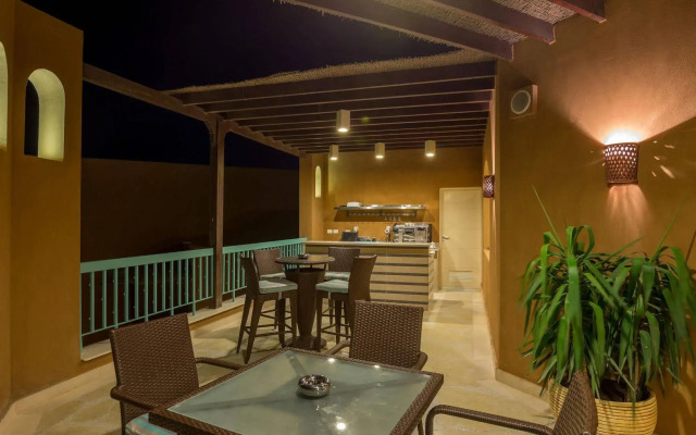 Byoum Lakeside Hotel