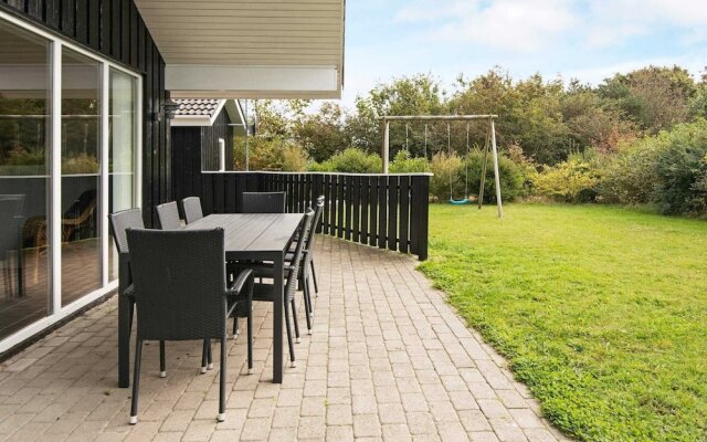 8 Person Holiday Home in Tarm