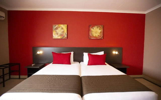 Sierra Square Hotel