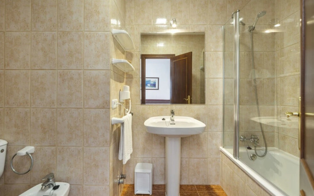 Apartamentos Cala Murada Tennis