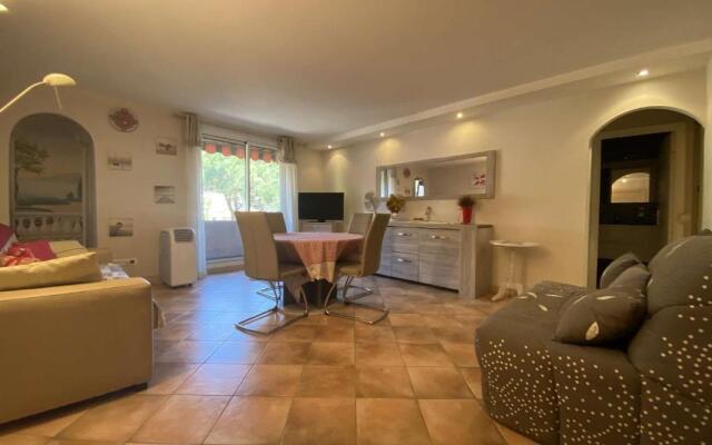 Appartement Sainte-Maxime, 2 pièces, 4 personnes - FR-1-226-483