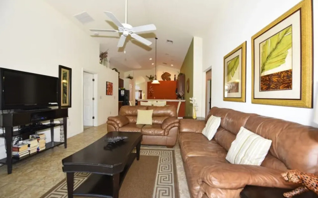 Veranda Palms - 4452