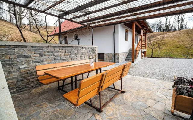 Valley View Holiday Home Mrak With Sauna