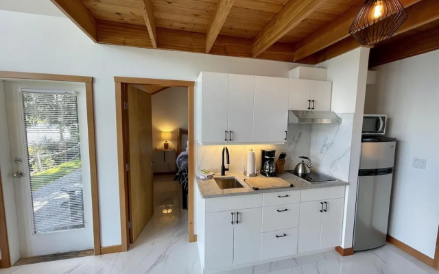 Doc Holiday Cabin