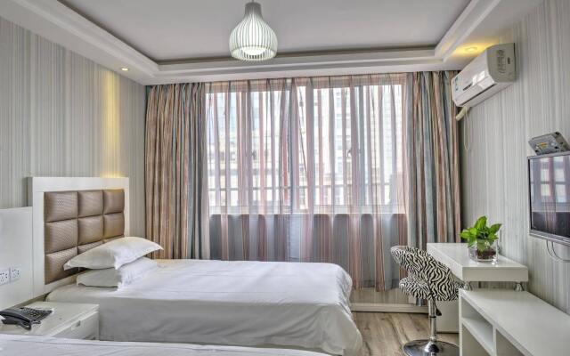 Deqing Milan Fashion Hotel