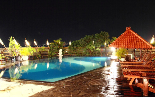 Grand Arkenso Parkview Hotel