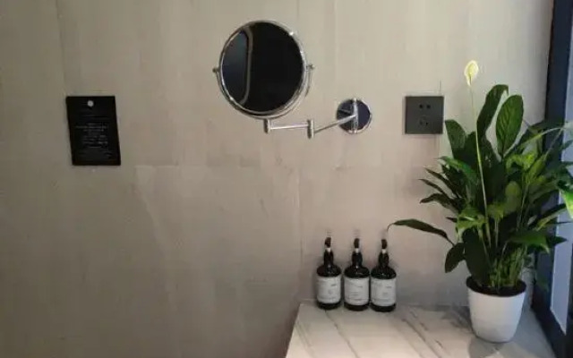 Yunlu Hotel (Southwest International Trade City, Guanshanhu District, Guiyang)