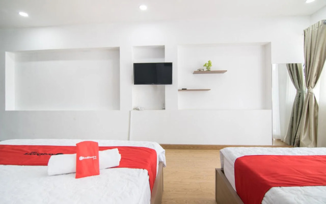 Sai Gon Cucu Hotel by RedDoorz
