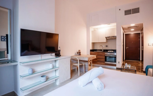 Stylish Studio Apartment-Sparkle Towers