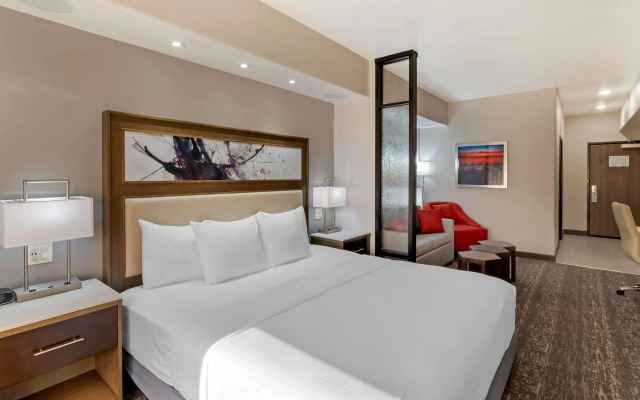 Best Western Premier Liberty Inn & Suites