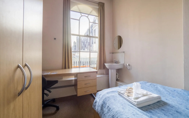 LSE Passfield Hall - Campus Accommodation