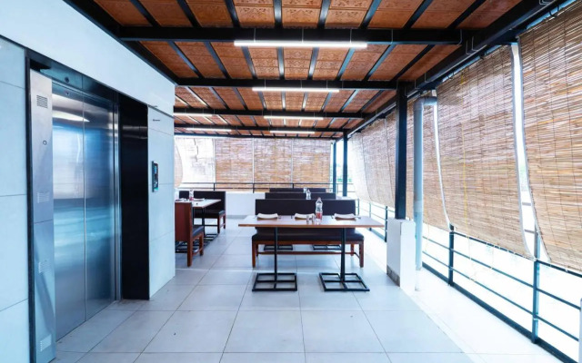 Treebo The Grand Skyla, Malleshwaram