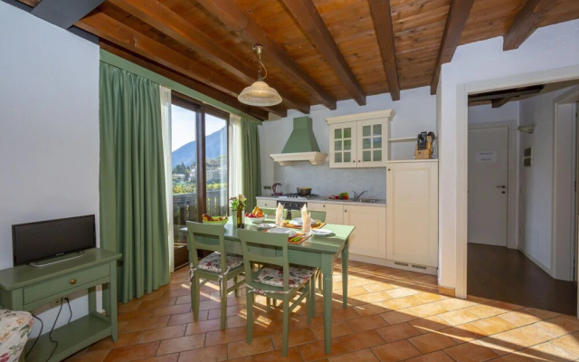 Liano Mimosa -relax & priv parking place
