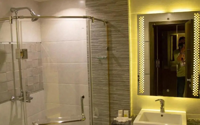 Lahore Continental Hotel
