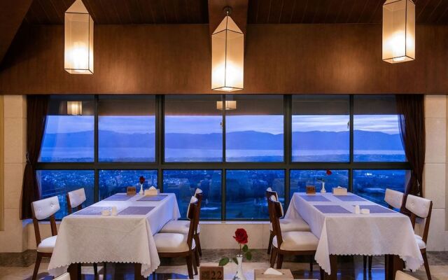 Meili Xiangyue Canghai Golf Hotel