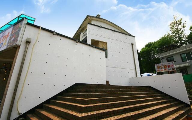 Ganchon roadvill pension