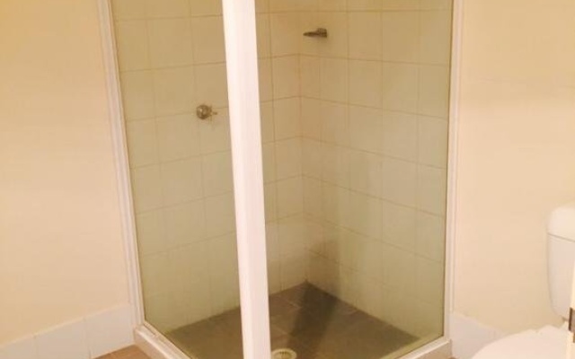 Yetholme Motor Inn – Bathroom – Yetholme