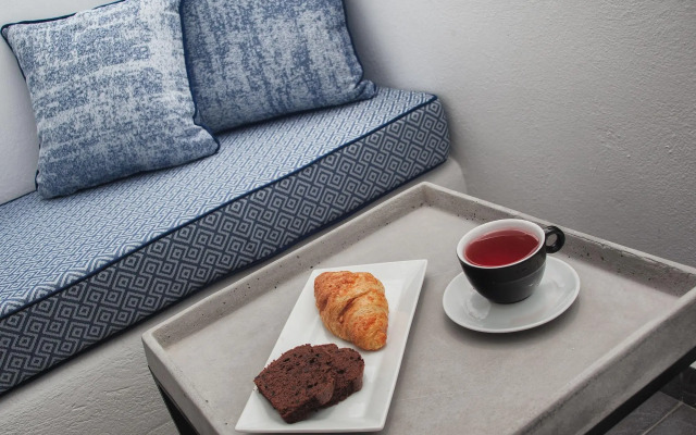 Amity Suites - Adults Only