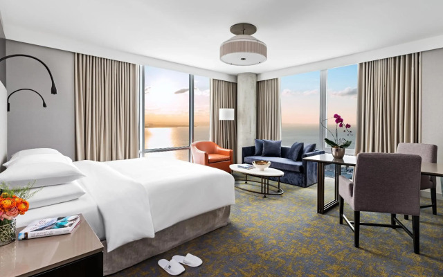 Hotel X Toronto, a Destination by Hyatt Hotel