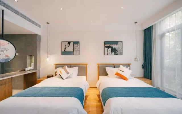 Hongcun wu she Hotel