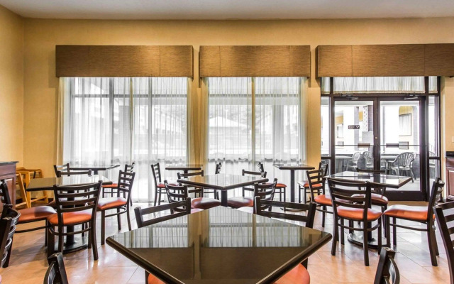 Quality Suites Hickory South