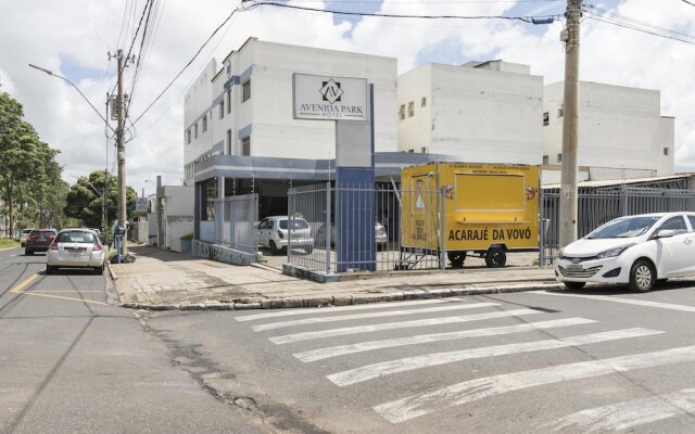 OYO Avenida Park Hotel