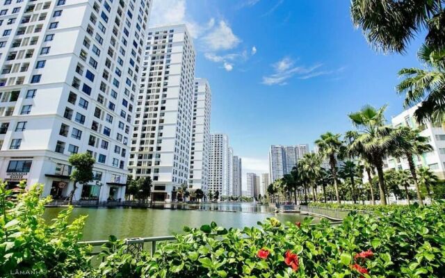 Bom Homestay Vinhomes Times City