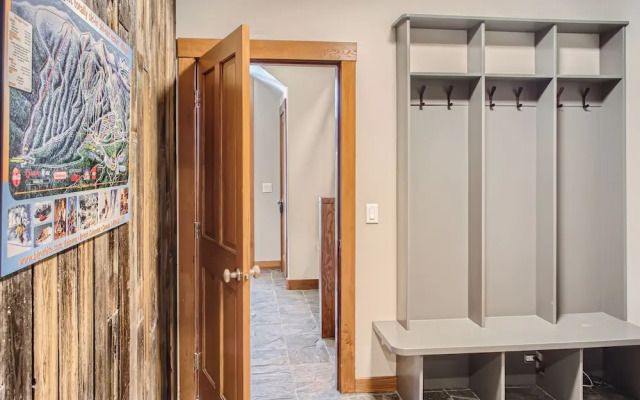 365 Moonshine Crescent by Okanagan Premier