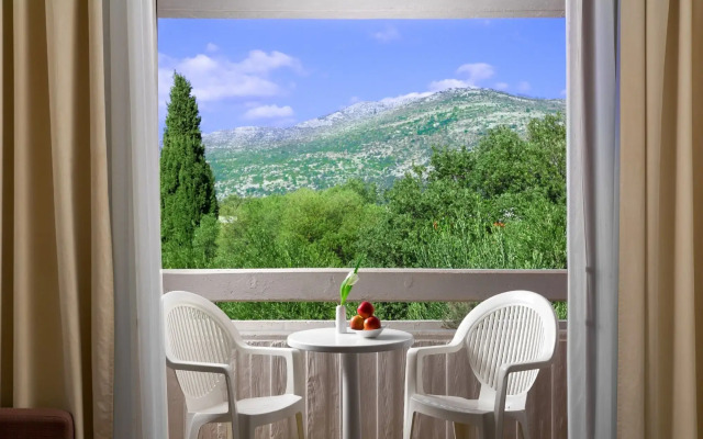 Valamar Tirena Hotel