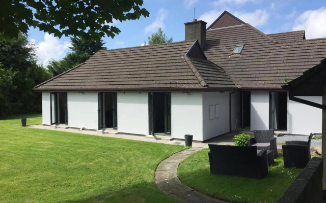 Tudor Lodge Guest Accommodation