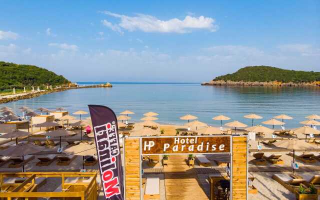 Zeus Paradise Beach