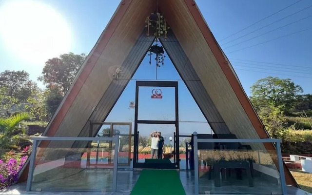 Royal Stone Resort