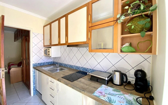 Faro Airport Flat 7 by Homing