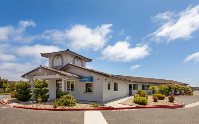 Days Inn by Wyndham Arroyo Grande/Pismo Beach