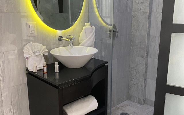 Suites Ganges