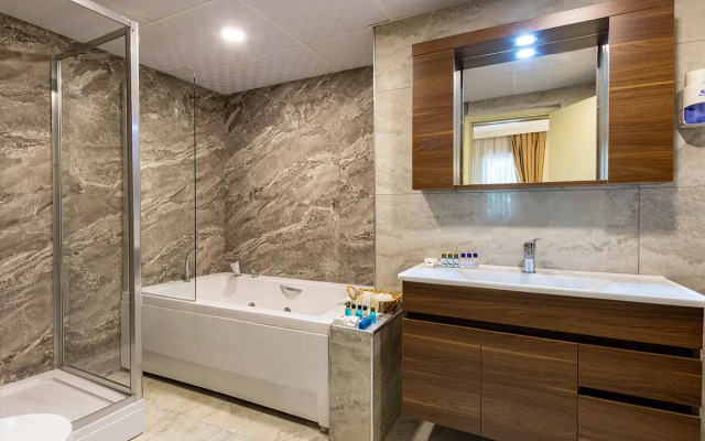 Polat Thermal Hotel