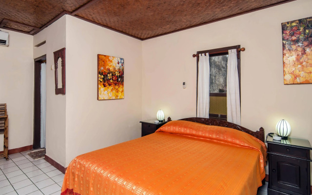 Temple Cafe & Seaside Cottages