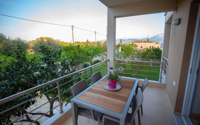 Fou's 3-bed Villa in Nafpaktos