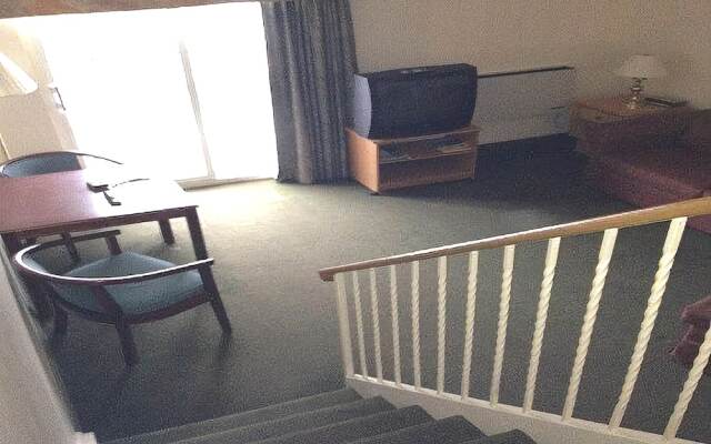 Travelodge by Wyndham Wasaga Beach