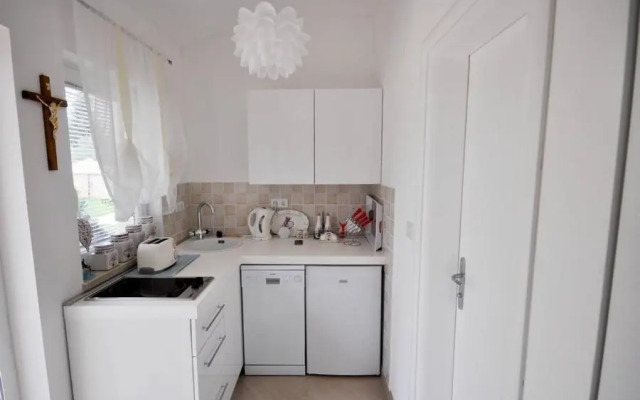 Holiday Home T