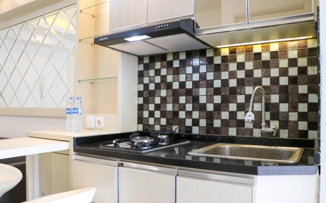 Comfort And Modern 2Br At Bassura City Apartment