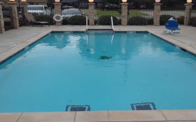 American Inn Madill