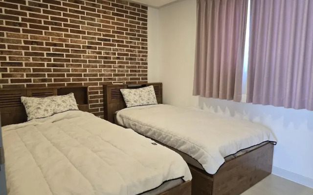 Ganghwado Mare Seawater Poolvilla