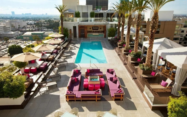 W Hollywood