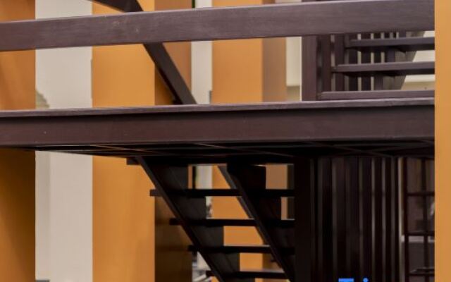 PhuTara 1700 sqm 6-bedroom Luxury Pool Villa