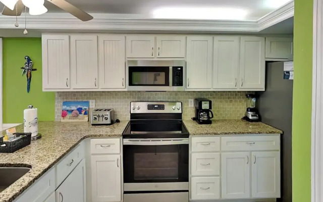 Edgewater Tower III #403