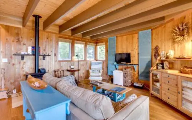 Cannon Beach Tree House